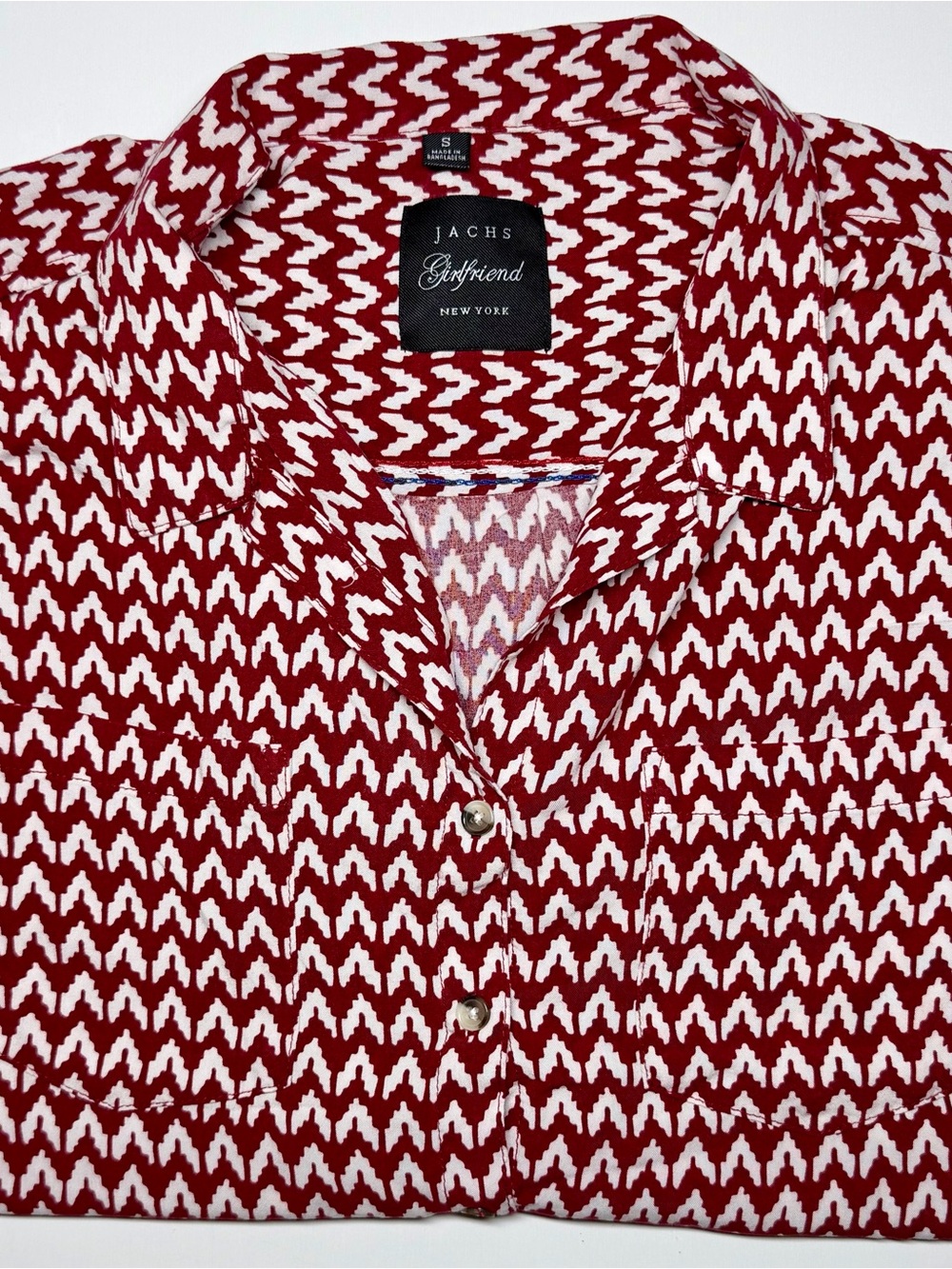 Jachs Girlfriend New York Chevron‎ Red & White Sleeveless Button‑Down Blouse